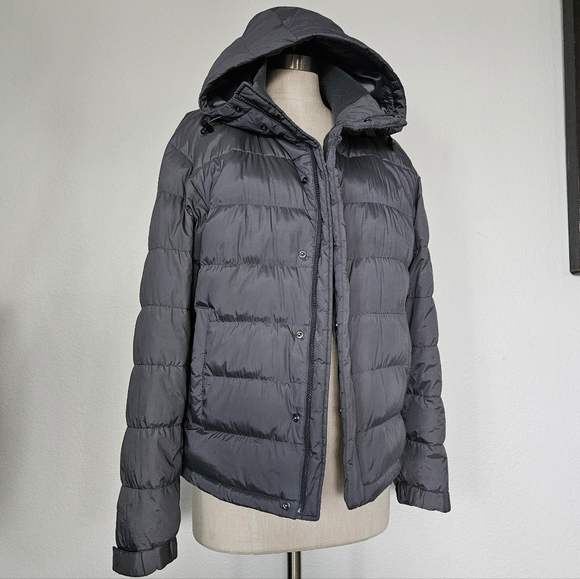 Men's Gray Hooded Puffer Jacket - Picture 8 of 9
